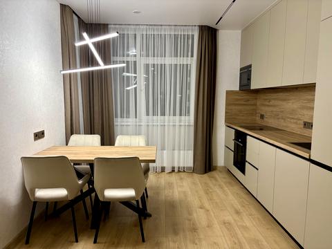 квартира за адресою Олександра Олеся вул., 3