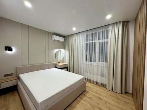 квартира за адресою Олександра Олеся вул., 3