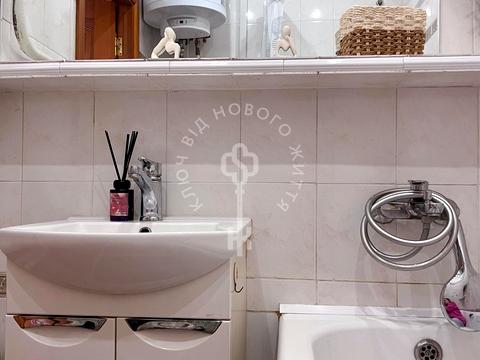 квартира за адресою Червоної Калини просп. (Володимира Маяковського), 59