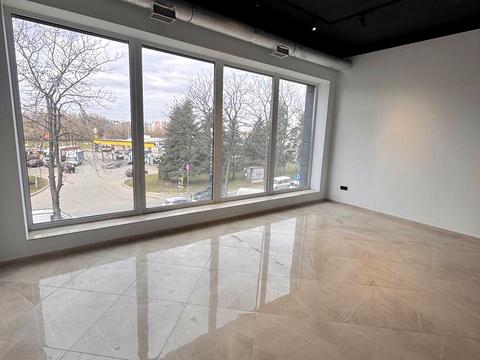 комерційна за адресою Княгинин вул., (Будинок 15)