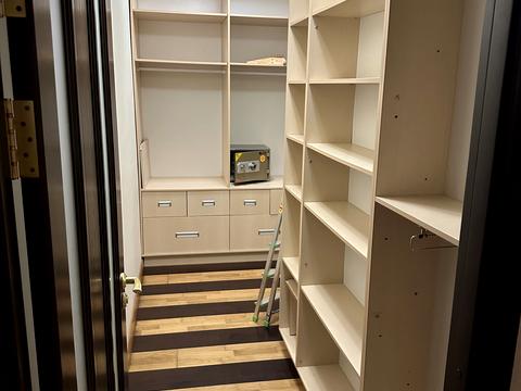 квартира за адресою Срібнокільська вул., 1