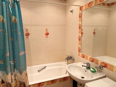 квартира по адресу Салютная ул., 42/46