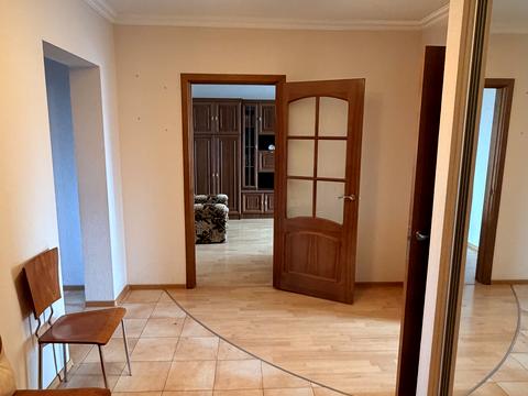 квартира по адресу Салютная ул., 42/46