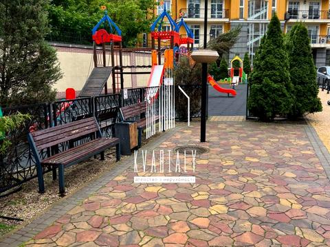 комерційна за адресою Дегтярна вул., 11