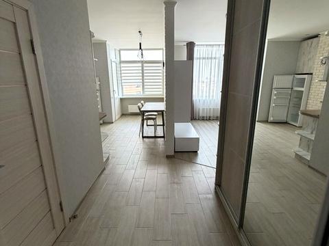 квартира за адресою Юнацька вул., 4