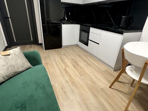 квартира за адресою Олени Степанівни вул. (Ленінградська), 8