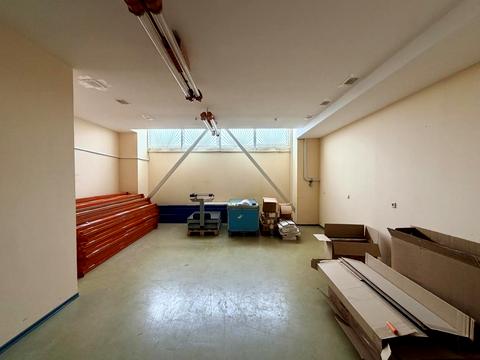 комерційна за адресою Шевченка вул., 90