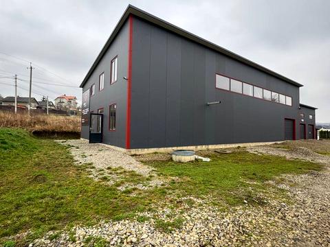 коммерческая по адресу Головна, 5