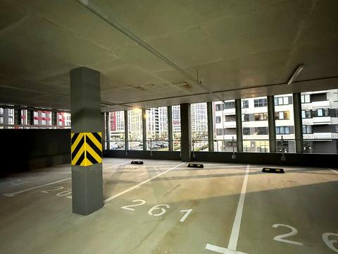 паркоместо по адресу Всеволода Змеенко ул., 30