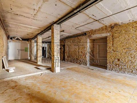 коммерческая по адресу Саксаганского ул., 61