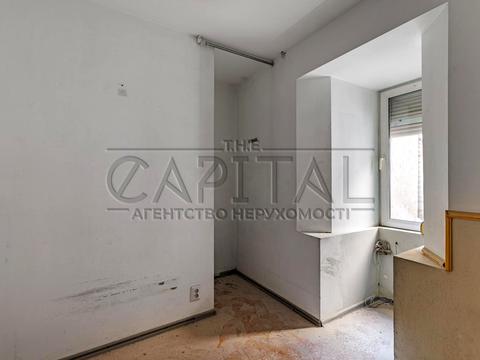 коммерческая по адресу Саксаганского ул., 61