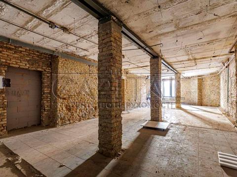 коммерческая по адресу Саксаганского ул., 61