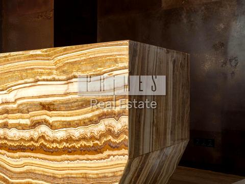 коммерческая по адресу Жилянская ул., 59