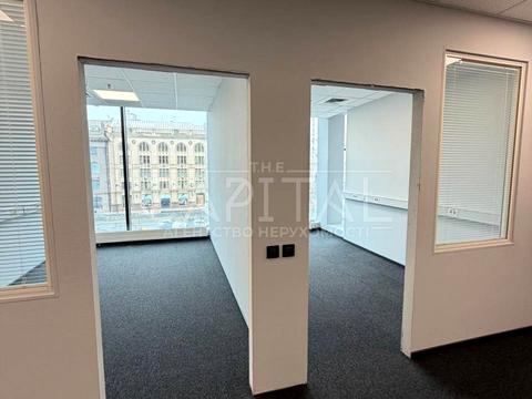 коммерческая по адресу Богдана Хмельницкого ул., 1