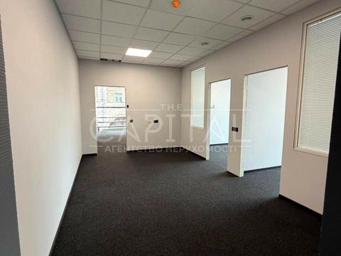 коммерческая по адресу Богдана Хмельницкого ул., 1