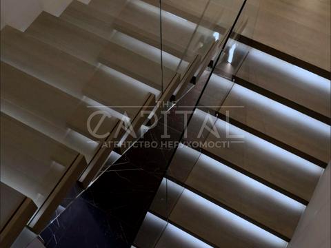 будинок за адресою Лобановського вул.