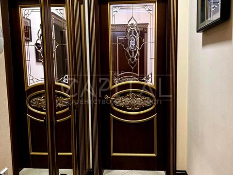 коммерческая по адресу Евгения Коновальца ул. (Щорса), 36-В