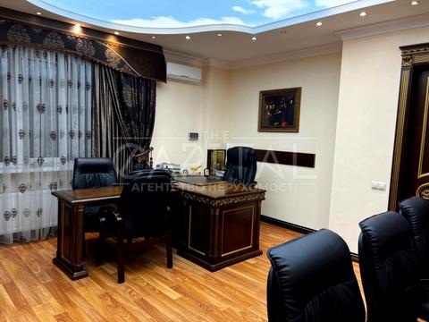 коммерческая по адресу Евгения Коновальца ул. (Щорса), 36-В