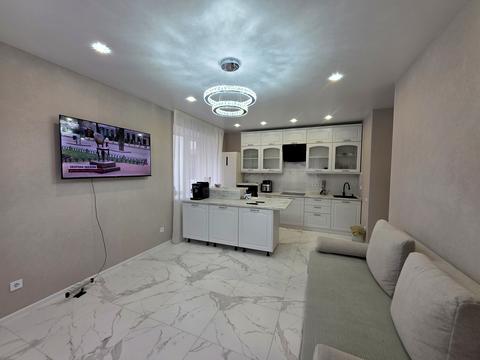 квартира за адресою Андрія Первозванного вул. (Стахурського), 4