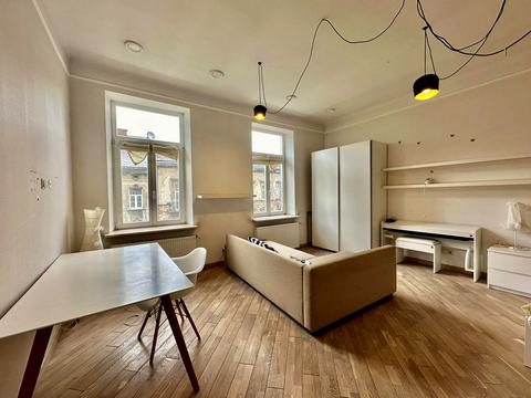 квартира за адресою Михайла Грушевського вул., 12