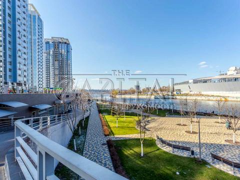 комерційна за адресою Трускавецька вул., 10-Д