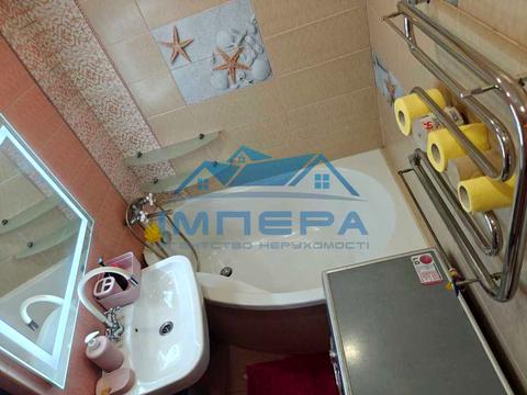 квартира за адресою Уласа Самчука вул., 3