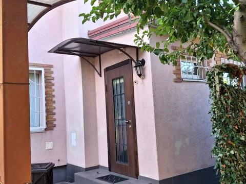 будинок за адресою Київська