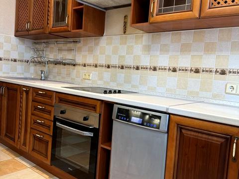 квартира за адресою Євгена Коновальця вул. (Щорса), 32-Б