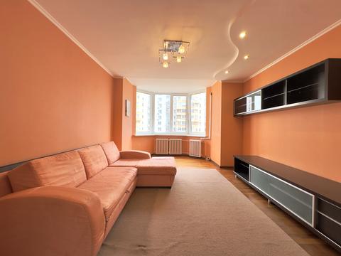 квартира за адресою Анни Ахматової вул., 35-А