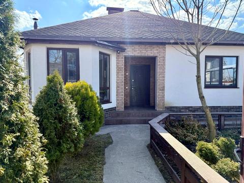 дом по адресу Стадіона