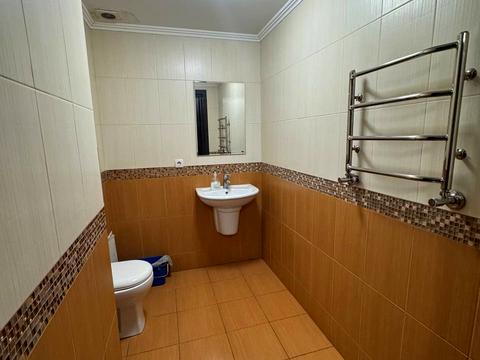 комерційна за адресою Французький бульв., 9