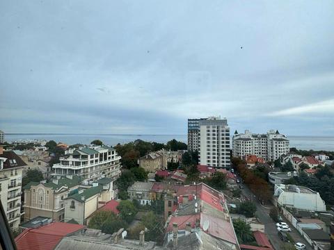 комерційна за адресою Французький бульв., 9