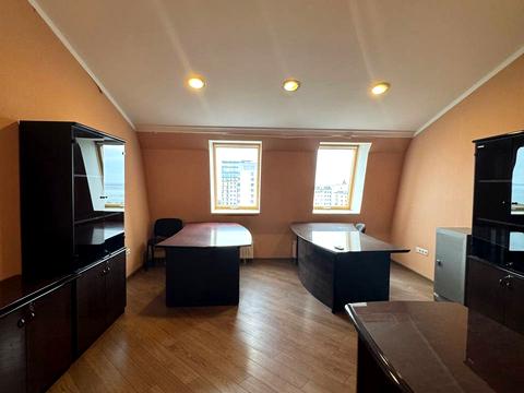 комерційна за адресою Французький бульв., 9