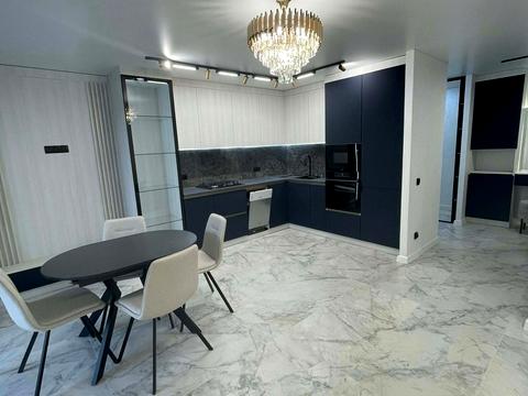 квартира за адресою Злуки просп., 7