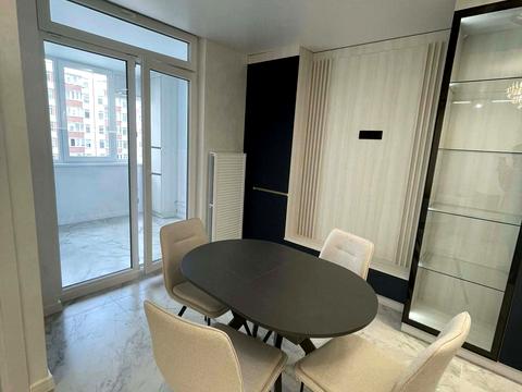 квартира за адресою Злуки просп., 7