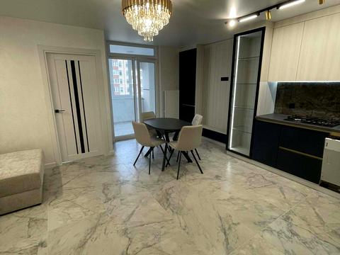 квартира за адресою Злуки просп., 7
