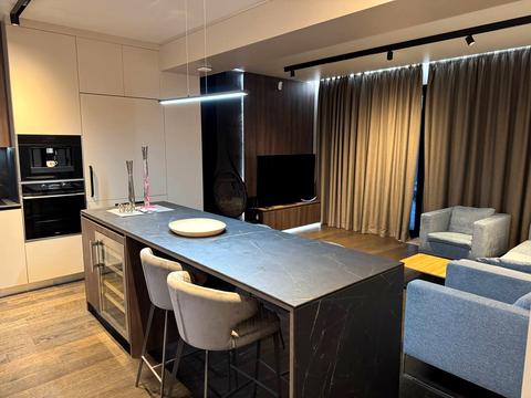 будинок за адресою Жовтнева вул.