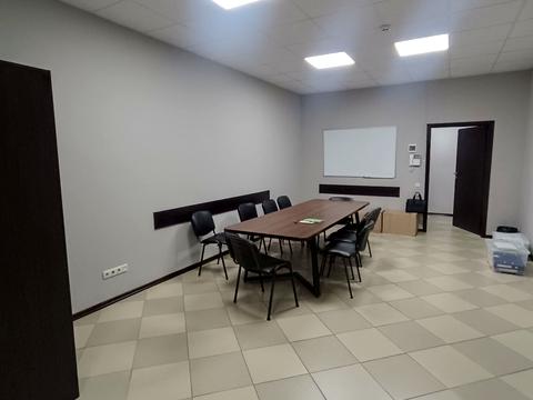 комерційна за адресою Володимира Мономаха вул. (Московська), 17