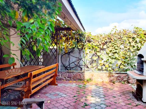 будинок за адресою Центральна вул.