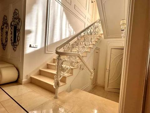 будинок за адресою Шкільна