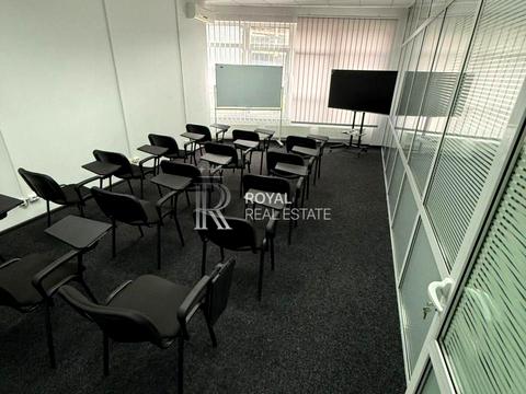 коммерческая по адресу Кловский спуск, 7a