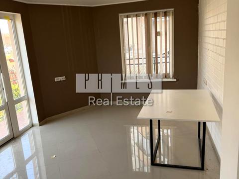 комерційна за адресою Богдана Хмельницького бульв., 6