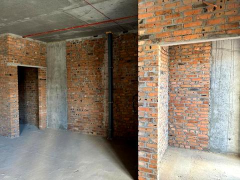 комерційна за адресою Київська вул., 7