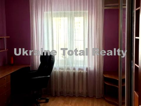 квартира по адресу Драгоманова ул., 23