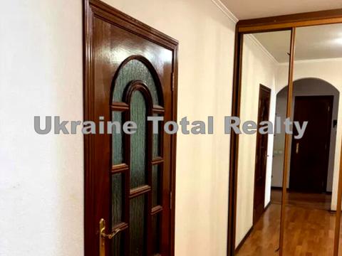 квартира по адресу Драгоманова ул., 23