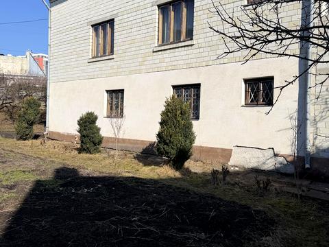 ділянка за адресою Земельна вул., 13