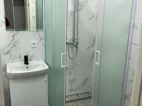 квартира за адресою Полковника Гуляєва просп. (Маршала Жукова), 111