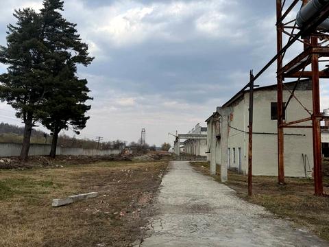 комерційна за адресою 16 - го липня, 11