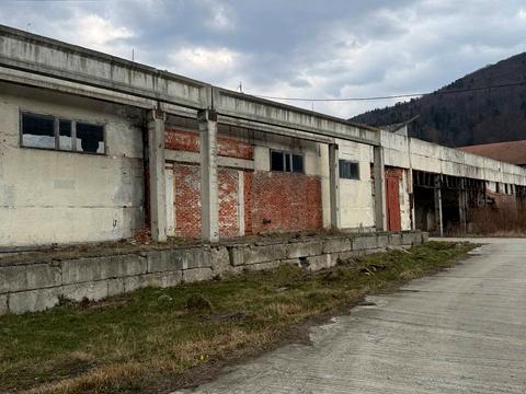 комерційна за адресою 16 - го липня, 11