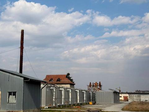 комерційна за адресою 16 - го липня, 11